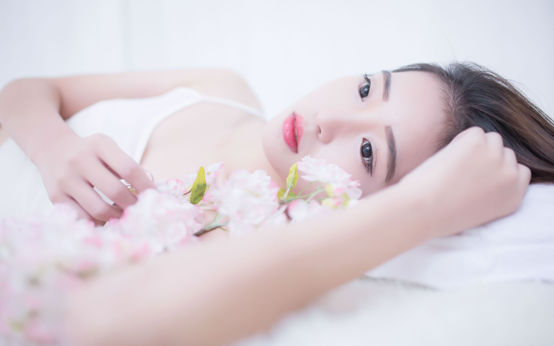 黄仁勋首次用中文演讲：很紧张